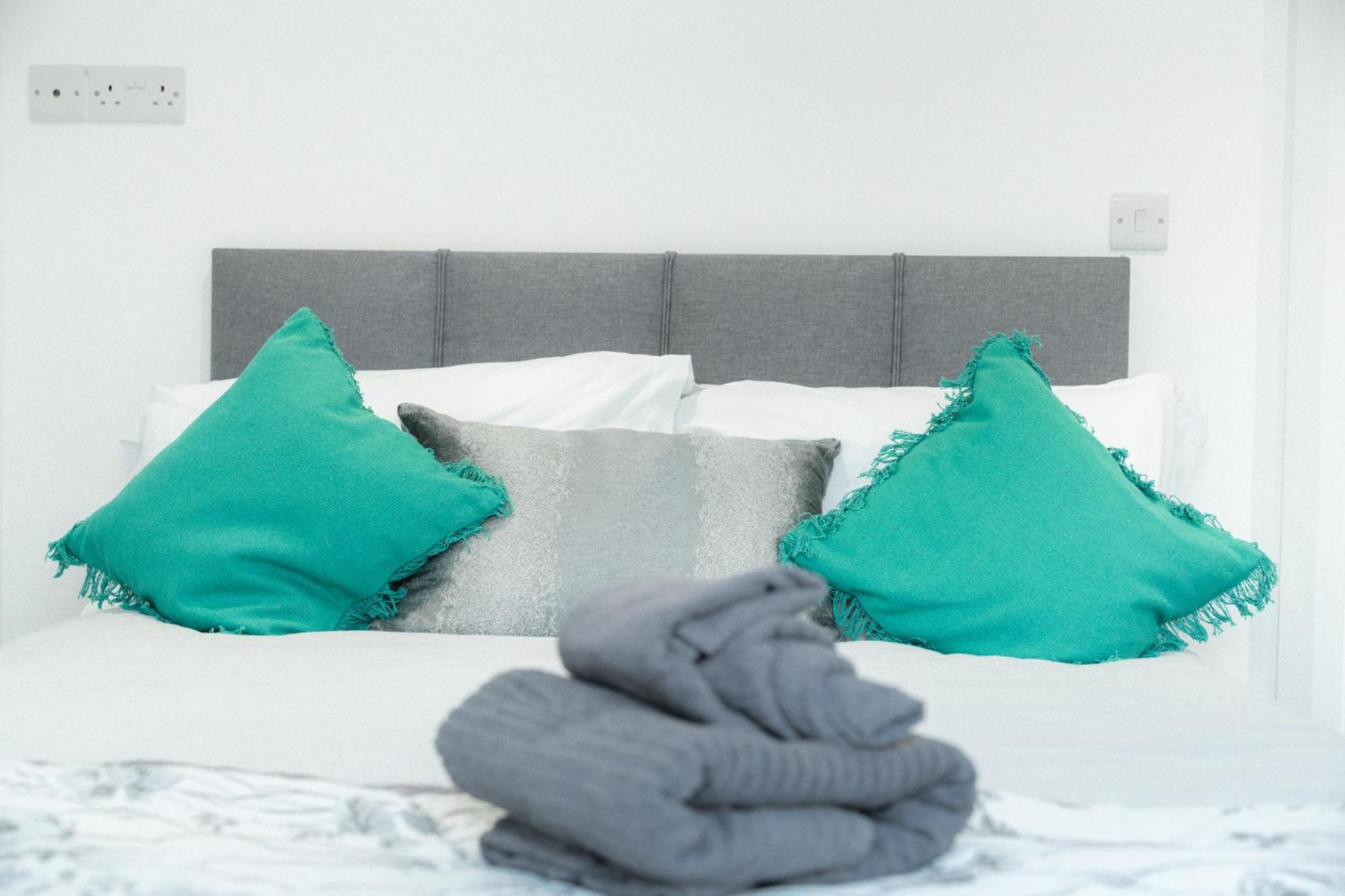 Market Square Apartments بوشميلس المظهر الخارجي الصورة